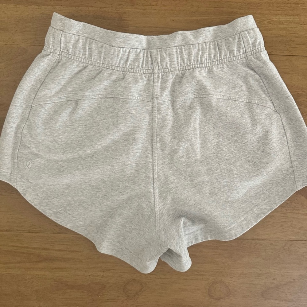 Lululemon Inner Glow 3” Shorts *Modal Heathered Core Light Grey 🩶 Women’s size 6 - Picture 8 of 16